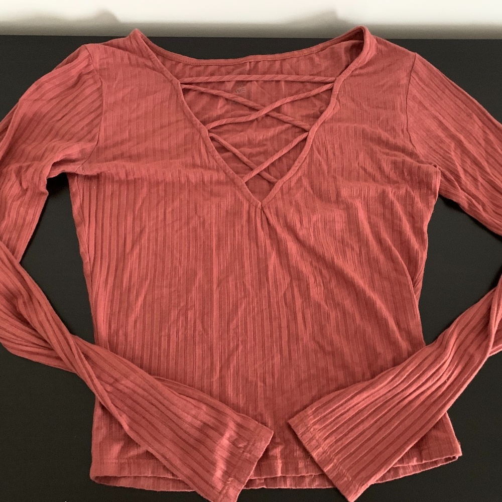 Cross Strap V Neck Cropped Long Sleeve Shirt